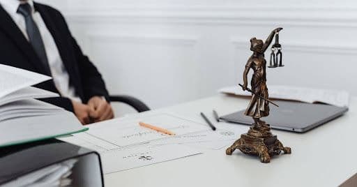 Arbeitsrecht als Entscheidungskompetenz: Das Profil der Kanzlei Dr. Dietmar Olsen in München